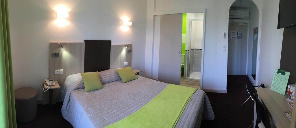 Hotel Robinson Auch Zewnętrze zdjęcie