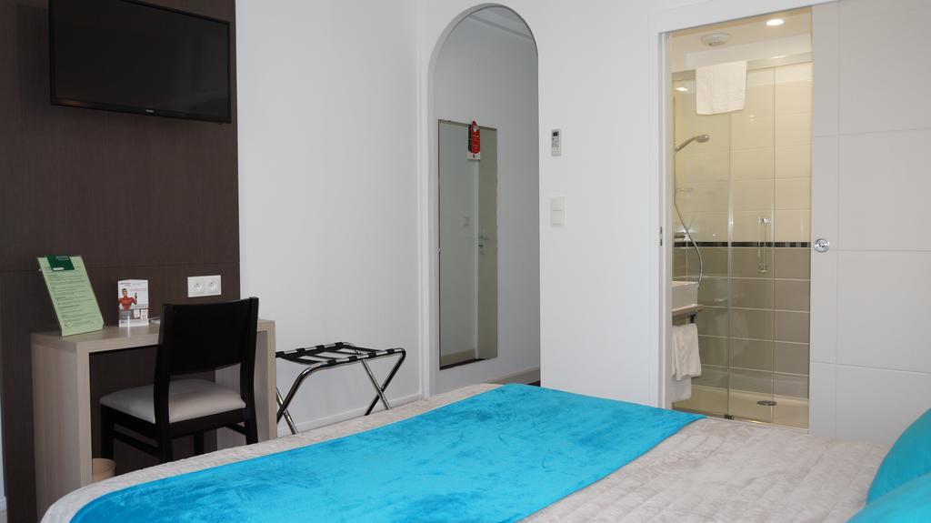 Hotel Robinson Auch Zewnętrze zdjęcie