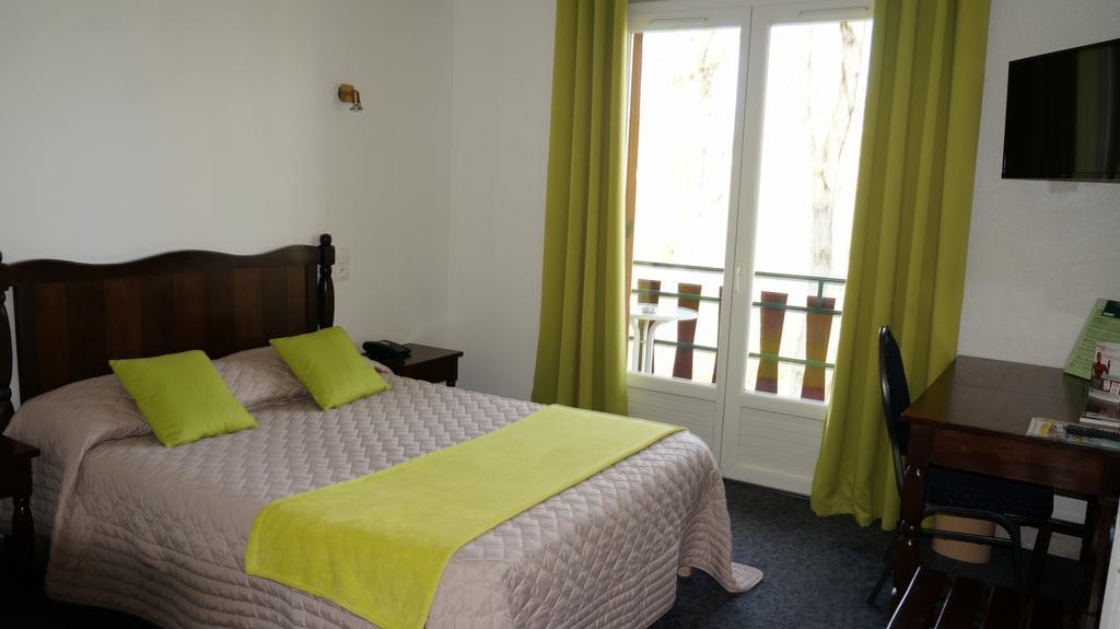 Hotel Robinson Auch Zewnętrze zdjęcie