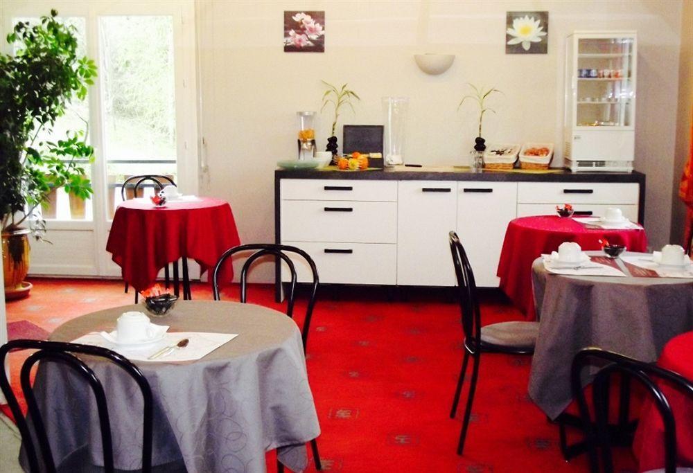 Hotel Robinson Auch Zewnętrze zdjęcie