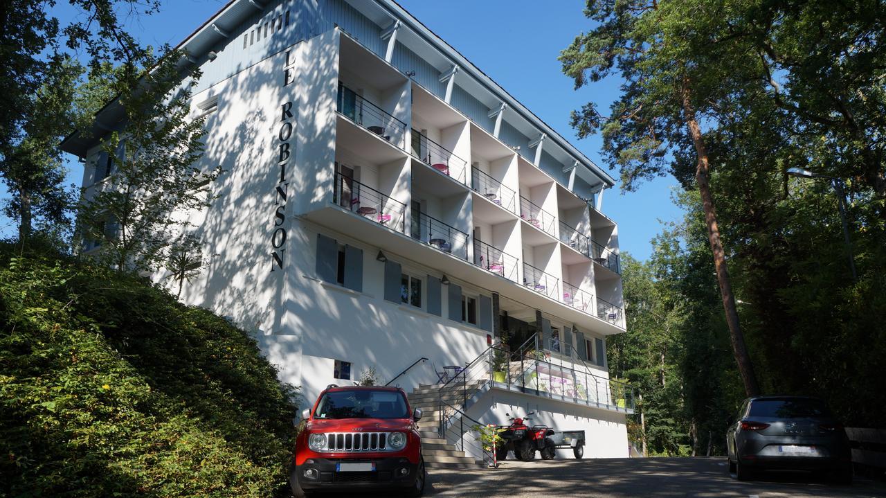 Hotel Robinson Auch Zewnętrze zdjęcie