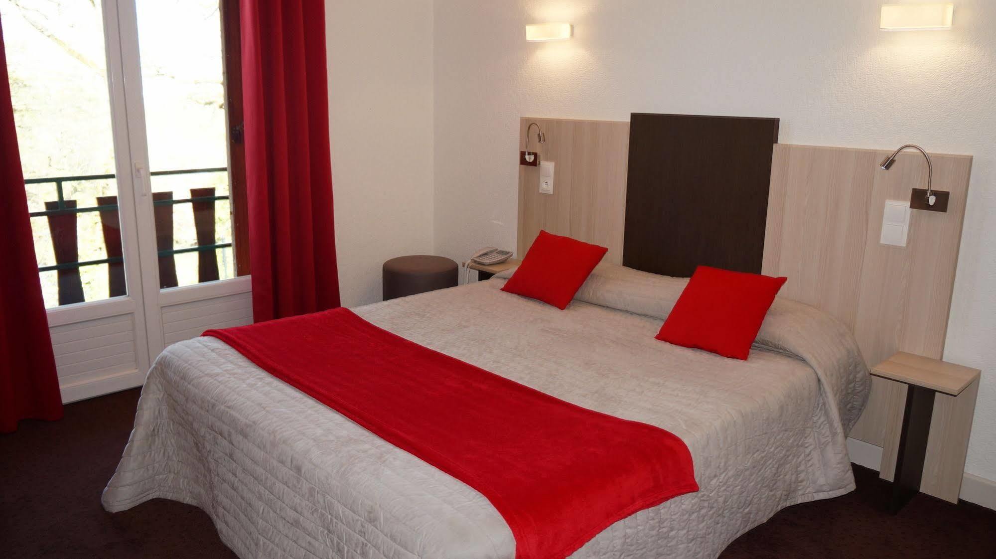 Hotel Robinson Auch Zewnętrze zdjęcie
